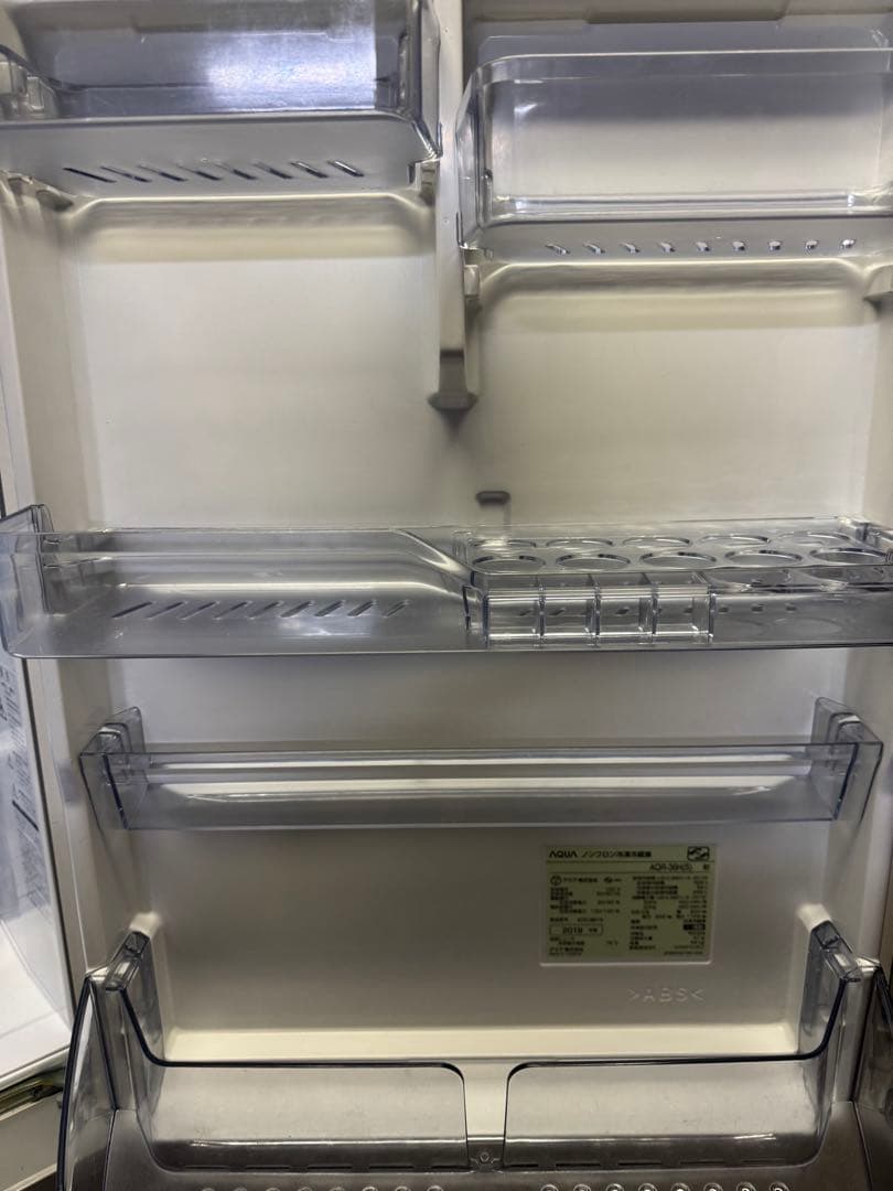 【全国送料無料】AQUA 4ドア 冷蔵庫 2019年製 右開き　AQR-36H