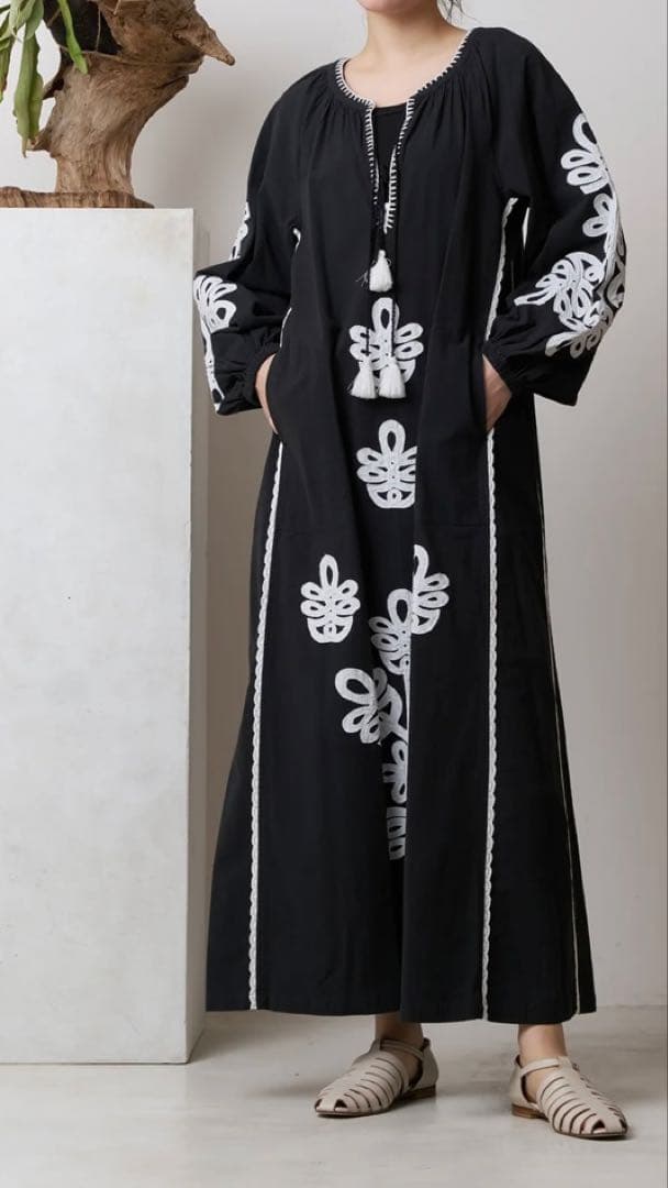 新品、未使用　サラマリカワンピース