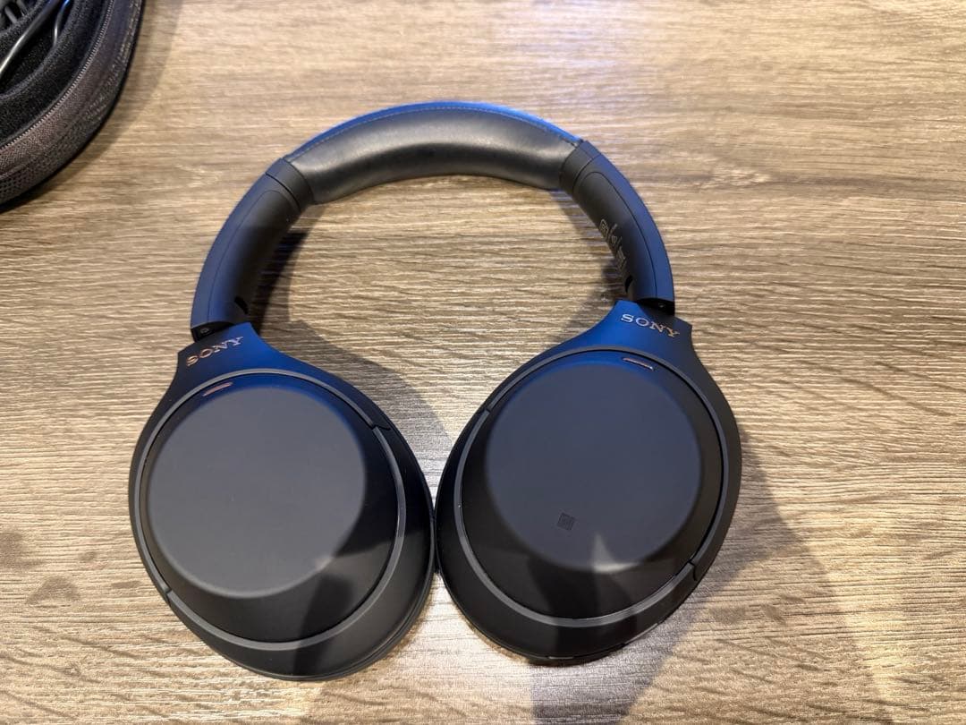 [極美品] ソニー ノイズキャンセリングヘッドホン WH-1000XM4