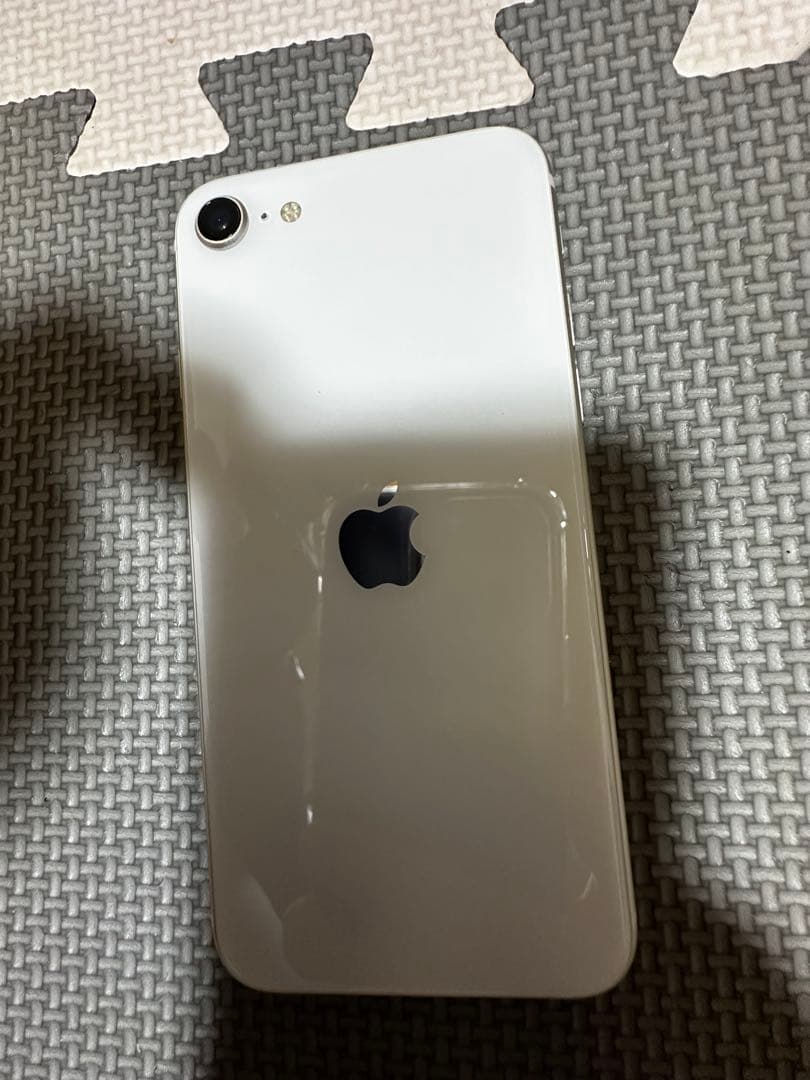 【超美品】iPhone SE 第3世代 SIMフリー 64GB