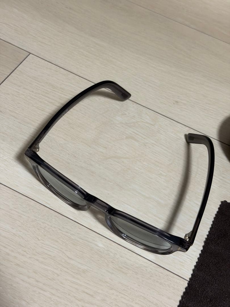 TOM FORD グレー サングラス ケース付き