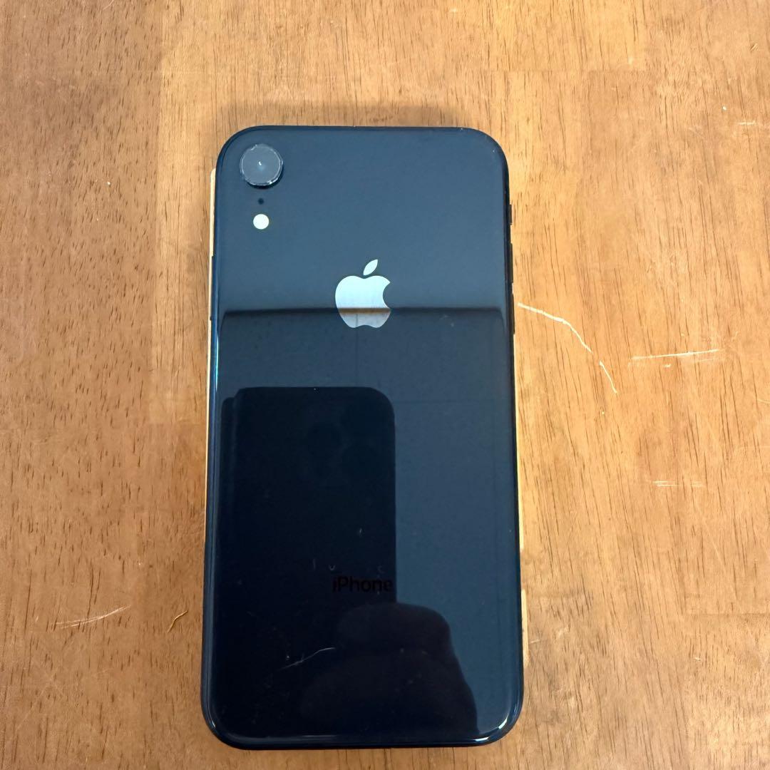 ● 美品 iPhone XR 64GB ブラック MT002J/A au