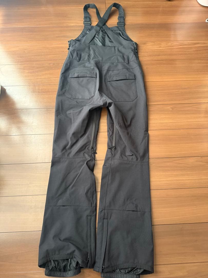 【超美品】BURTON ブラック スノーボード ビブパン