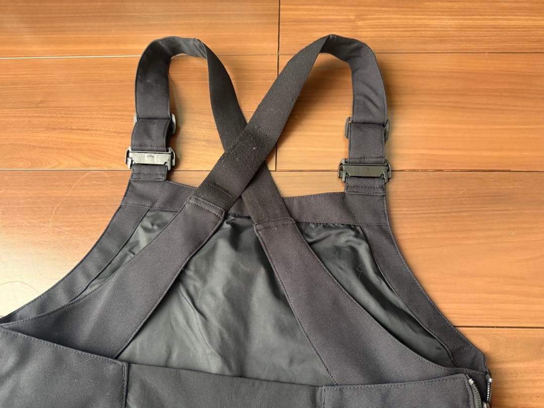 【超美品】BURTON ブラック スノーボード ビブパン