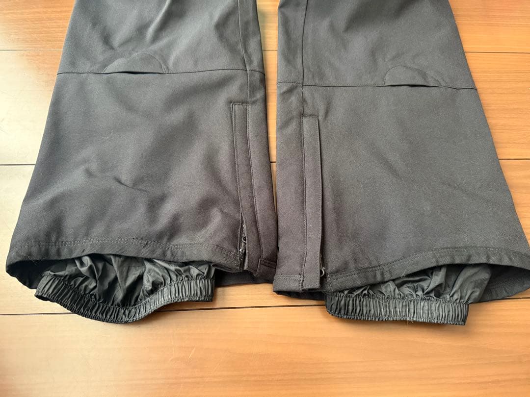 【超美品】BURTON ブラック スノーボード ビブパン