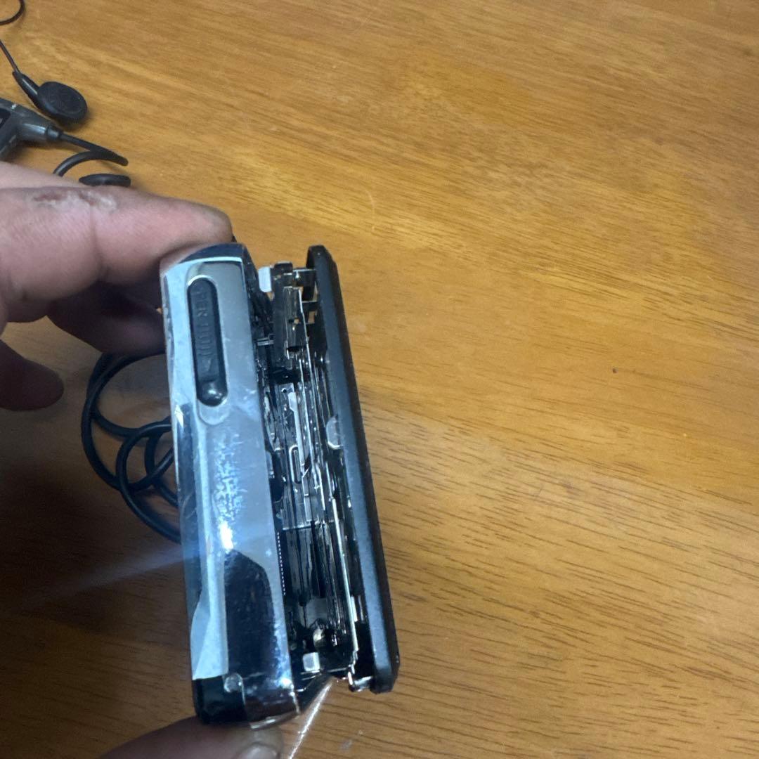 ポータブルプレーヤー Sony Walkman MZ-RH10