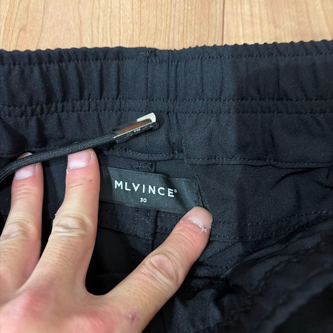 X X X／様MLVINCE ブラックカーゴパンツ 30