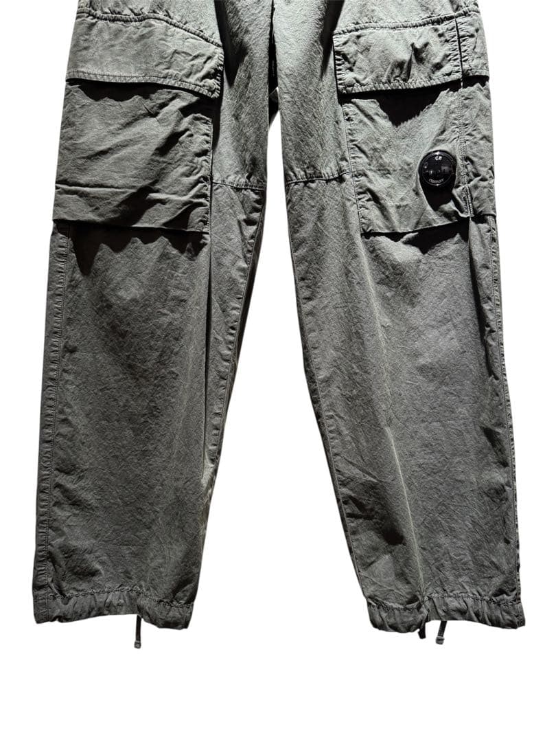 CP COMPANYグレー カーゴパンツ ポケット付き