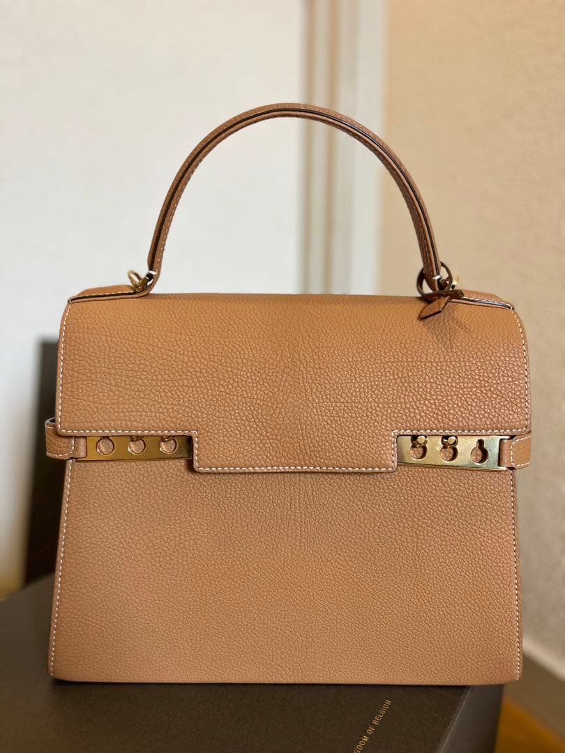 週末限定のお値下です！！デルヴォータンペートベジタルクリスピーカーフMM