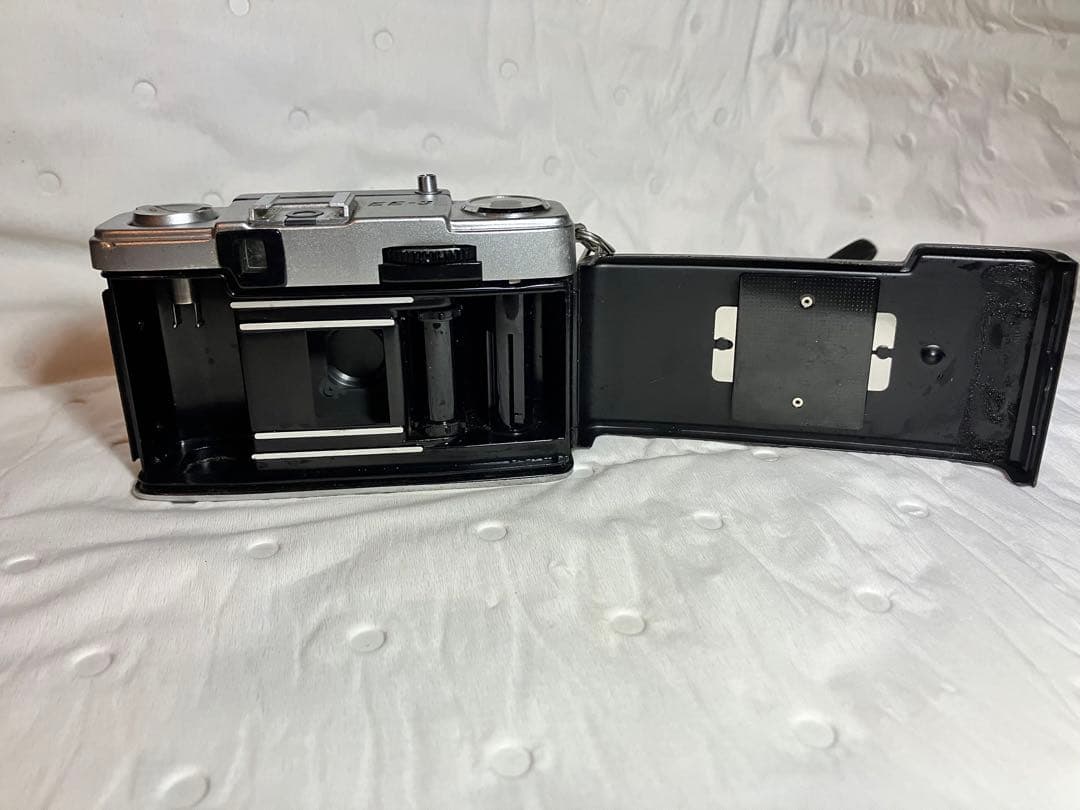 Canon EOS 650一眼レフ　オリンパスペン　 EE-3フィルムカメラ