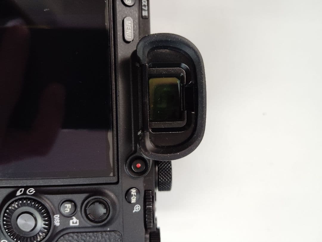 Sony α7 III ミラーレス一眼カメラ　中古品