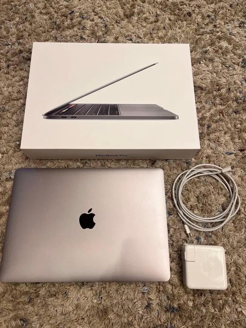 MacBook Pro 2020 8GBメモリ/512GBストレージ