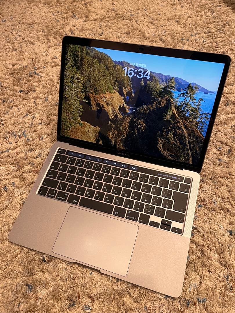 MacBook Pro 2020 8GBメモリ/512GBストレージ