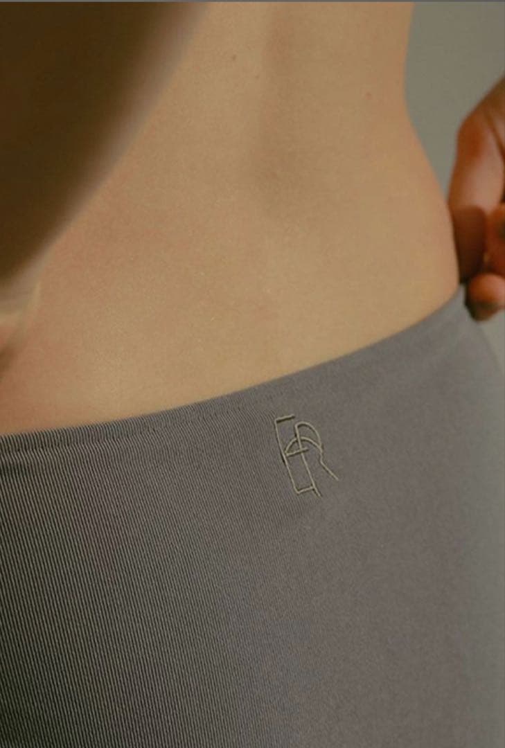 【ETRE TOKYO】ナローストラップベアスイムウェア