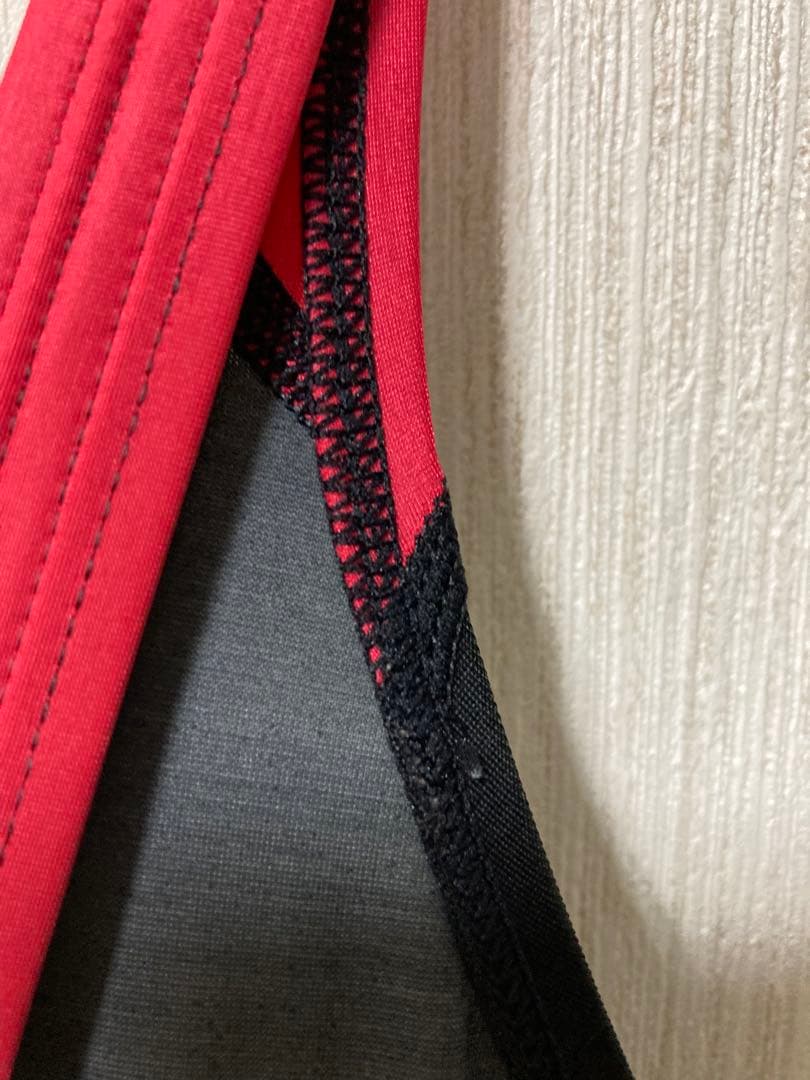 アリーナ　競泳水着