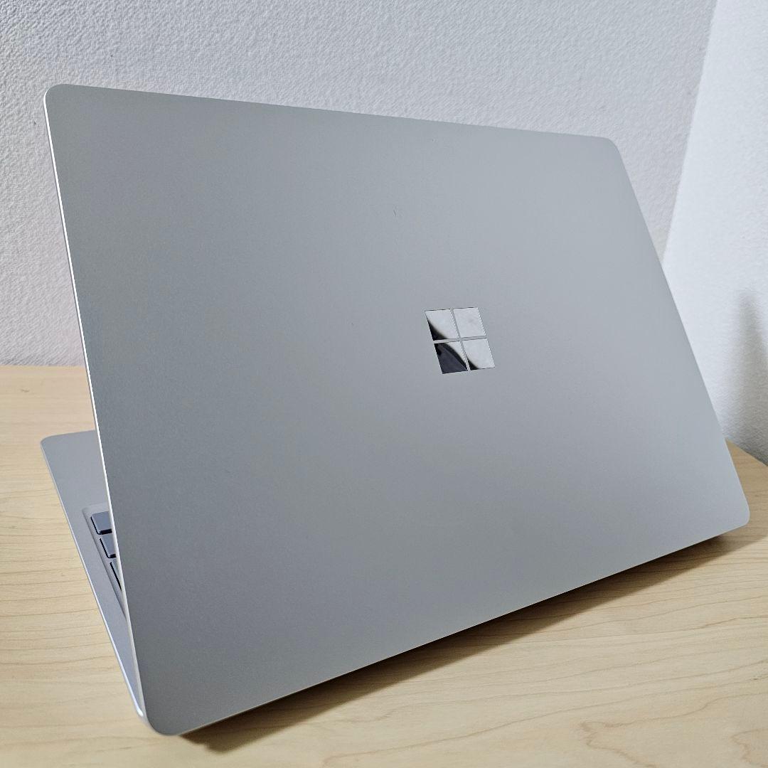 Surface Laptop Go ／10世代 Core i5