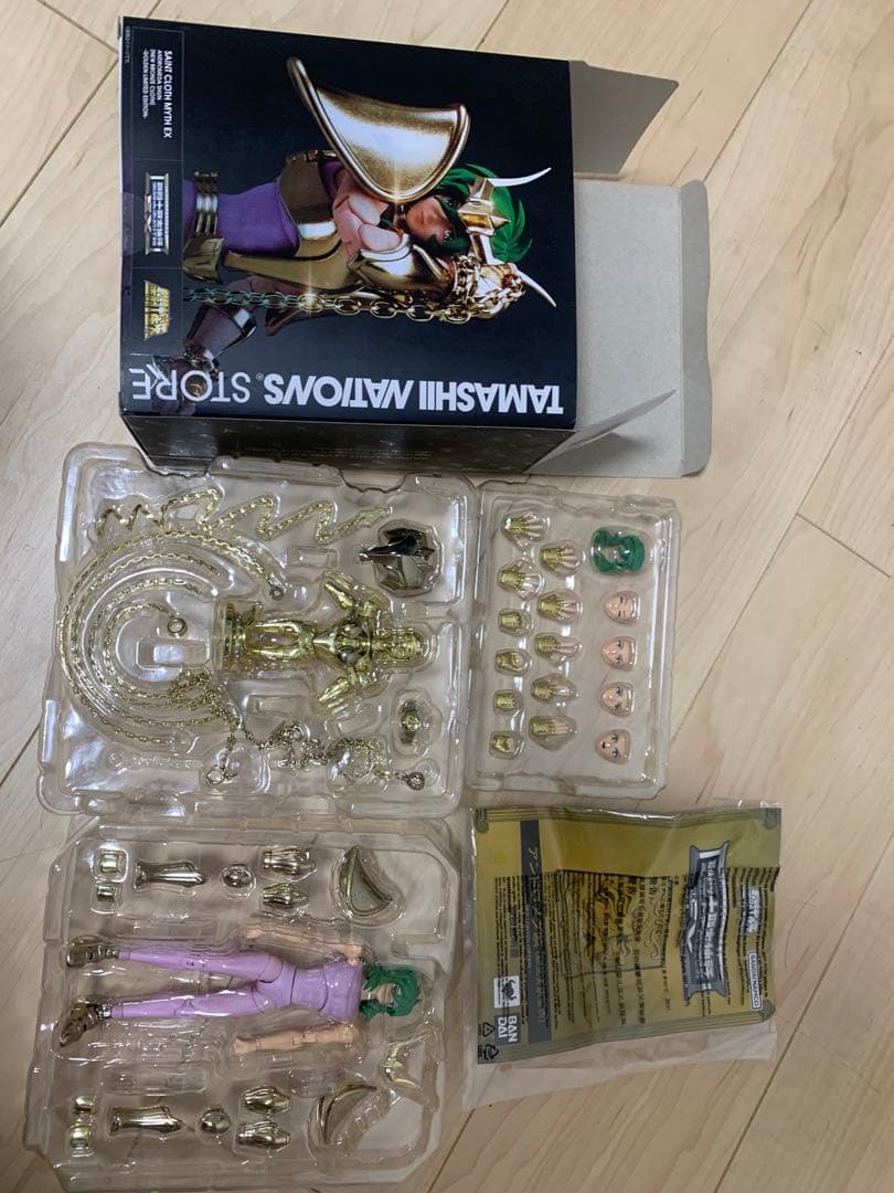 聖闘士星矢のTAMASHII NATIONS限定フィギュア5体セット