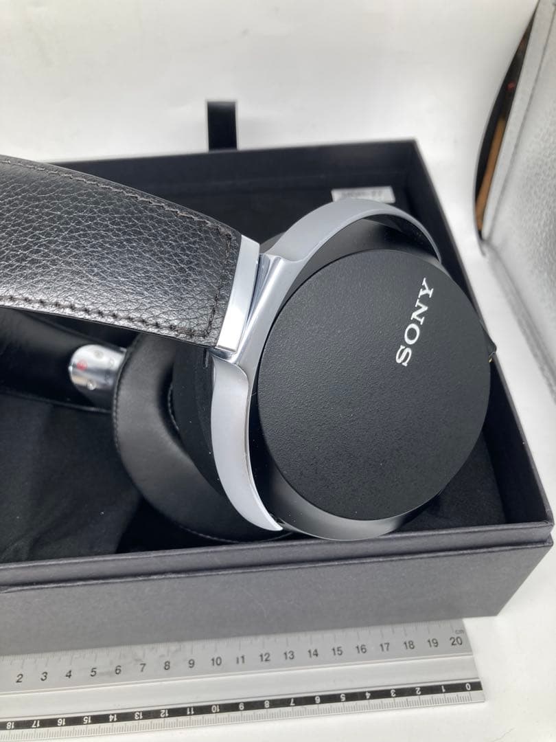 SONY MDR-Z7 ハイレゾ　リケーブル対応ヘッドホン　ハイエンド