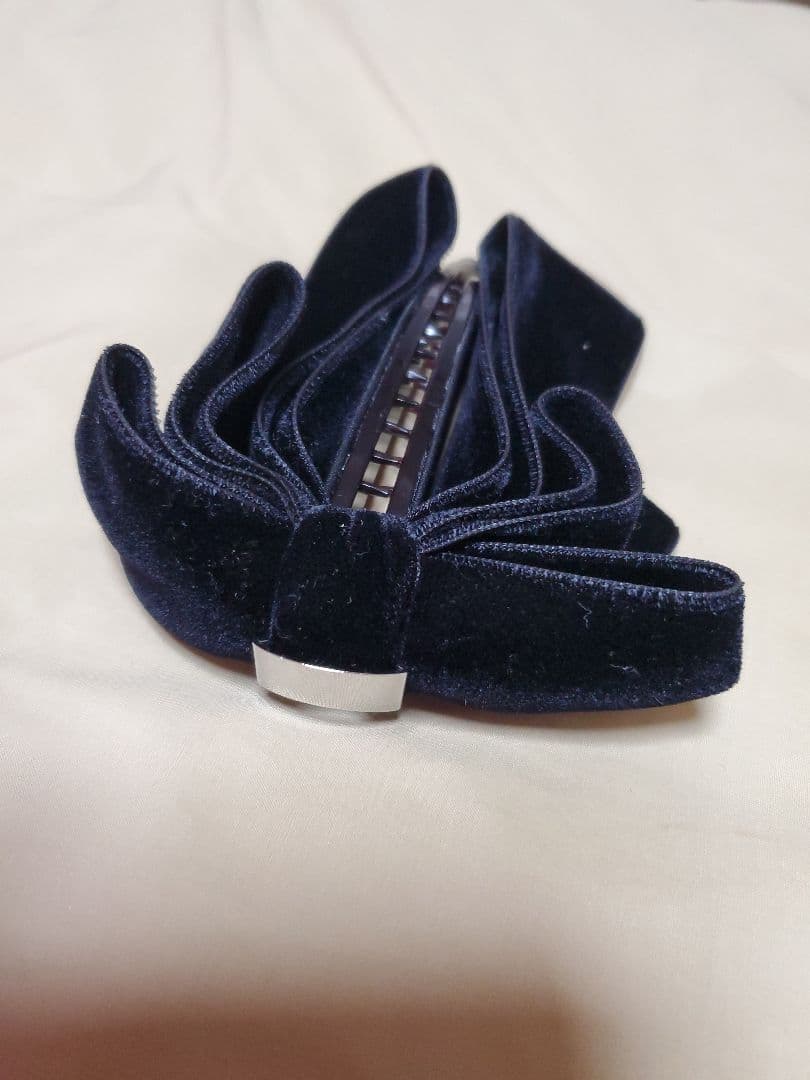 コンプレックスビズ ベルベットリボンバナナクリップ 黒