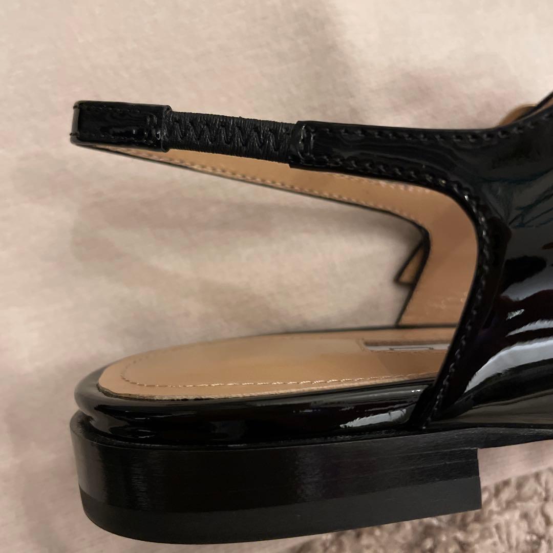 新品　PELLICO CUORE バックスリングパンプス　35