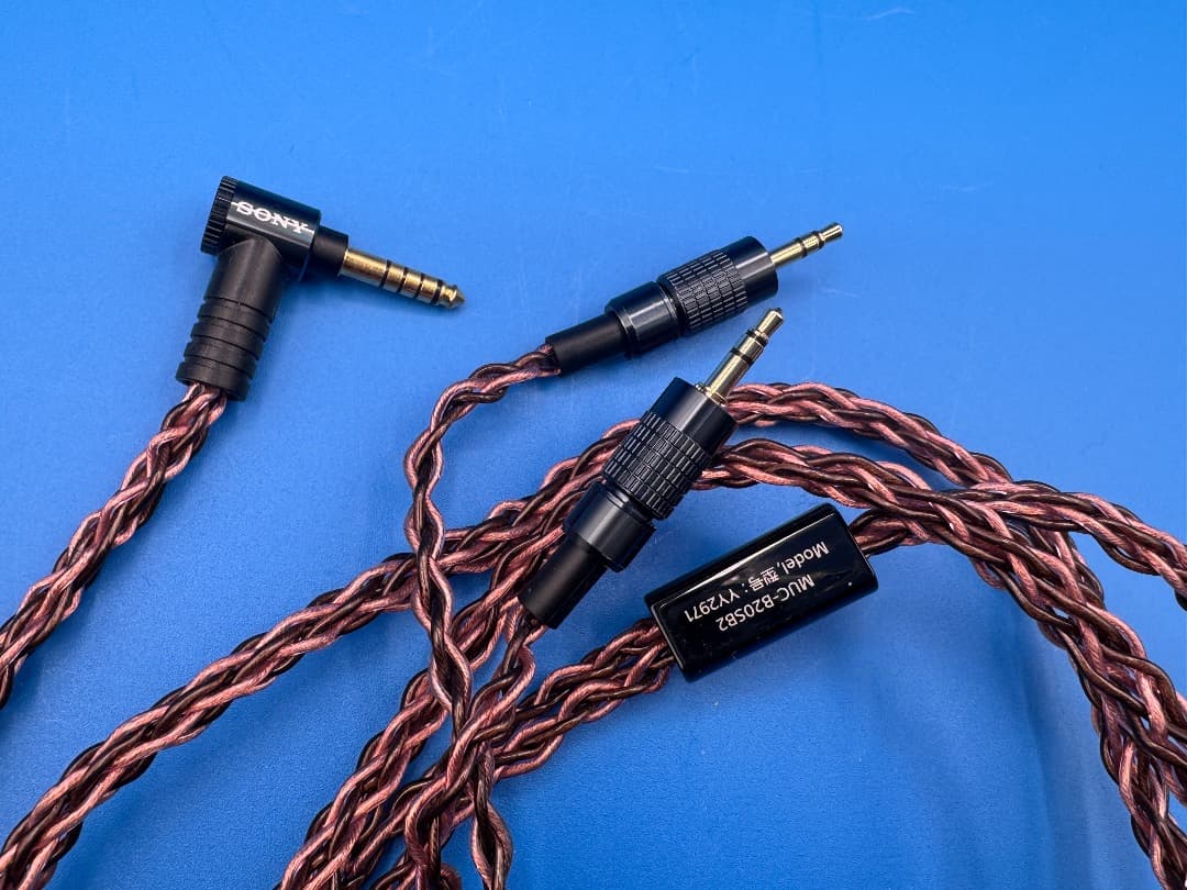 SONY キンバー MUC-B20SB2 4.4mm バランスケーブル【極美品】