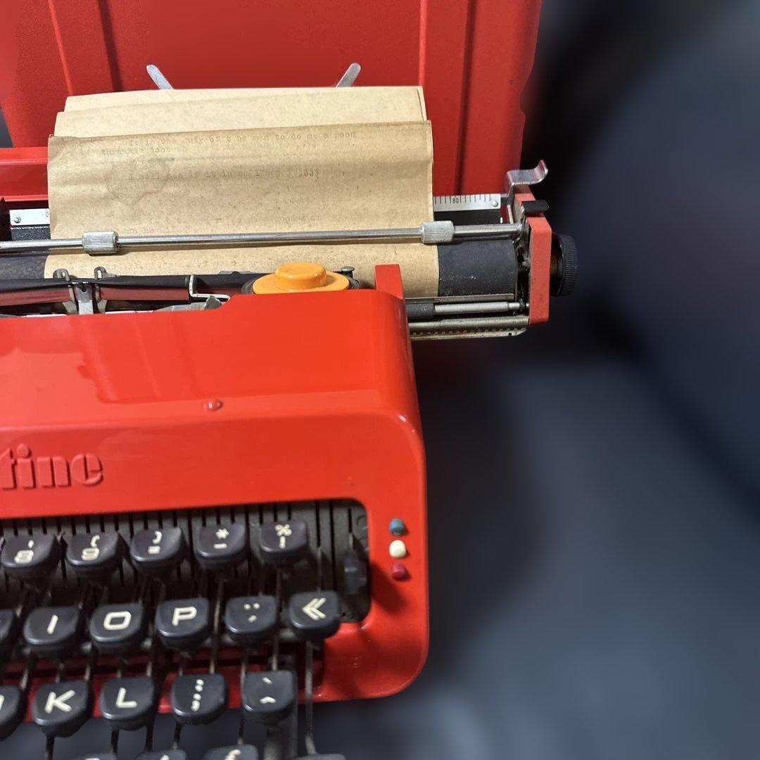 Olivetti オリベッティValentineタイプライター 赤バケツ　現状品