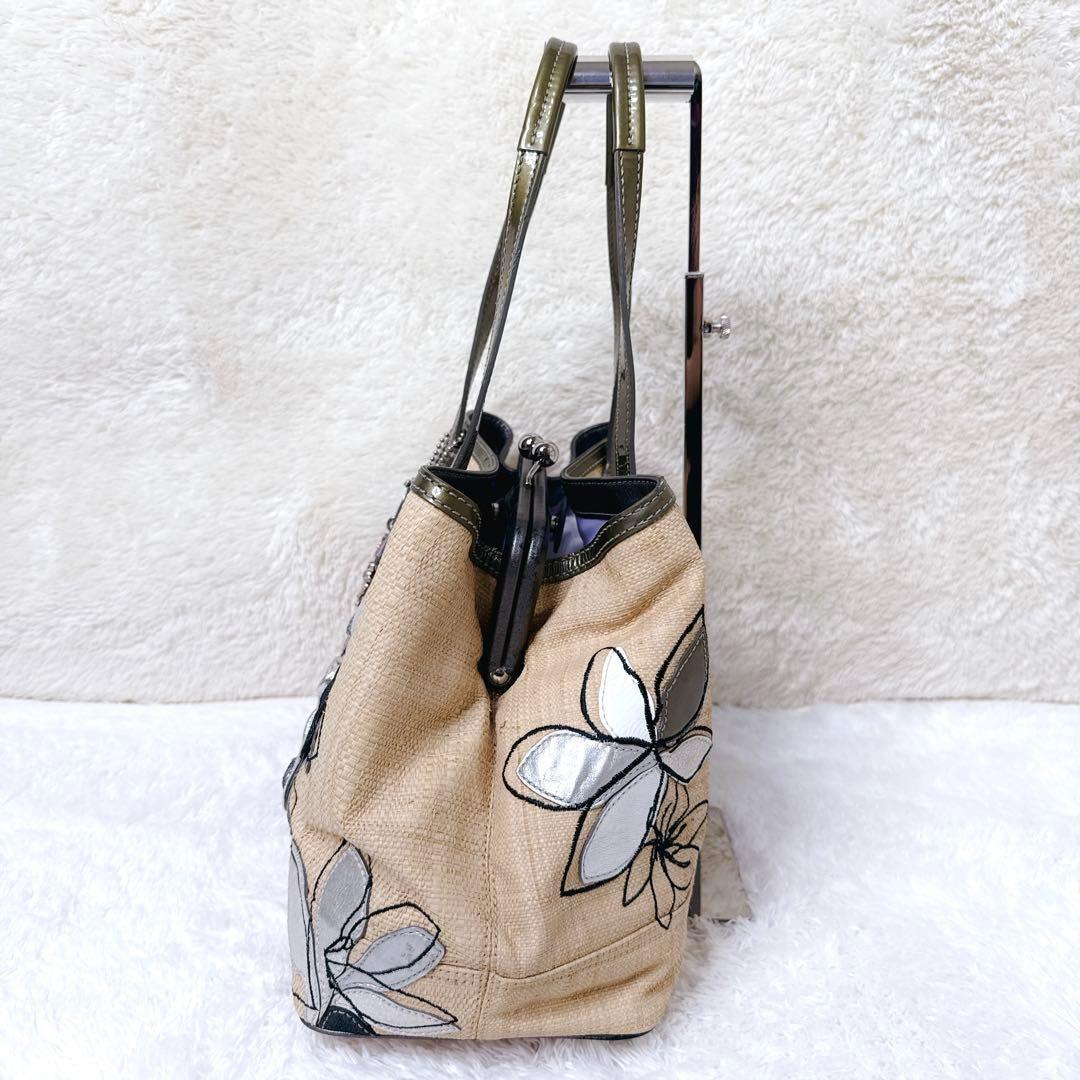 バッグ COACH Hamptons Flower Straw Kisslock Bag