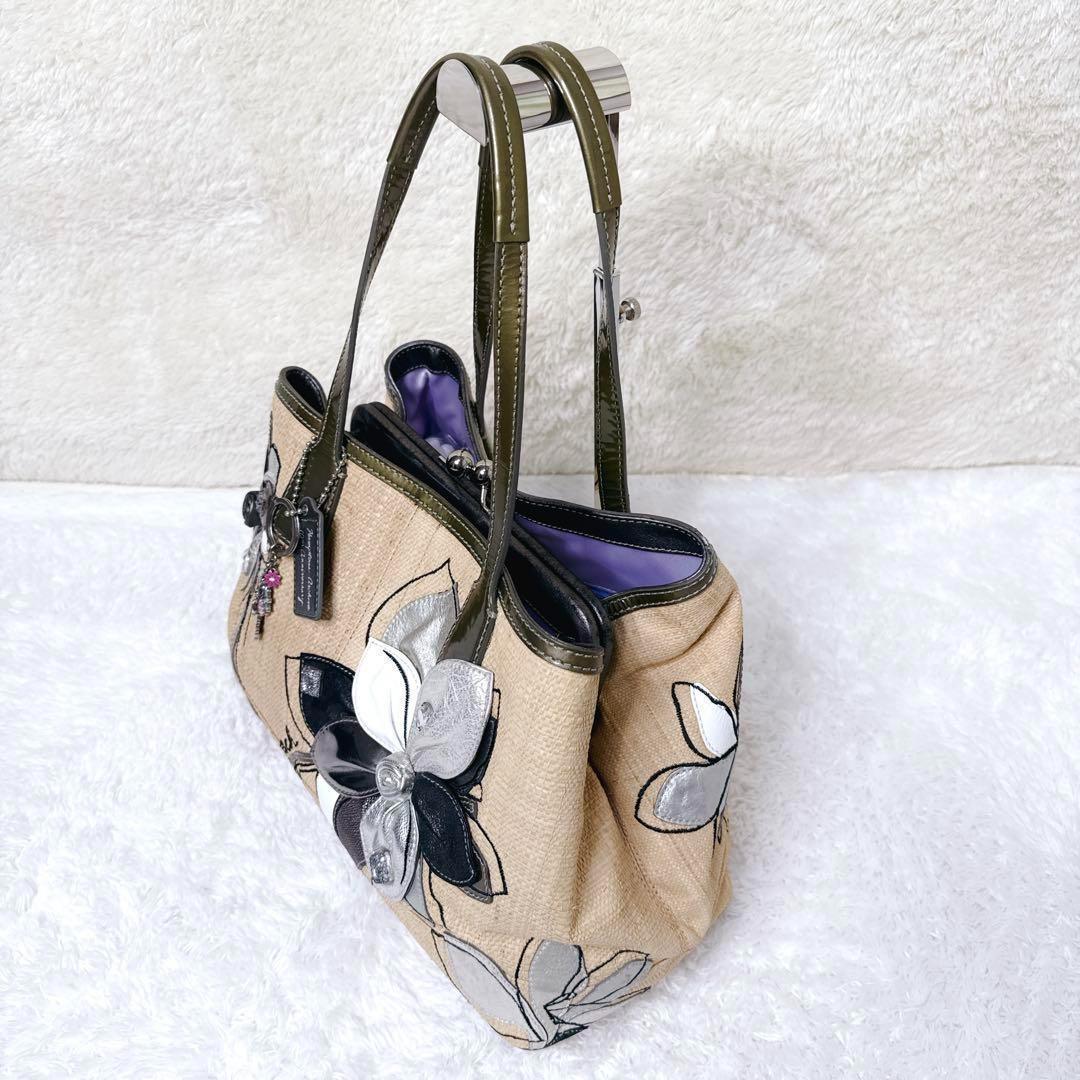 バッグ COACH Hamptons Flower Straw Kisslock Bag