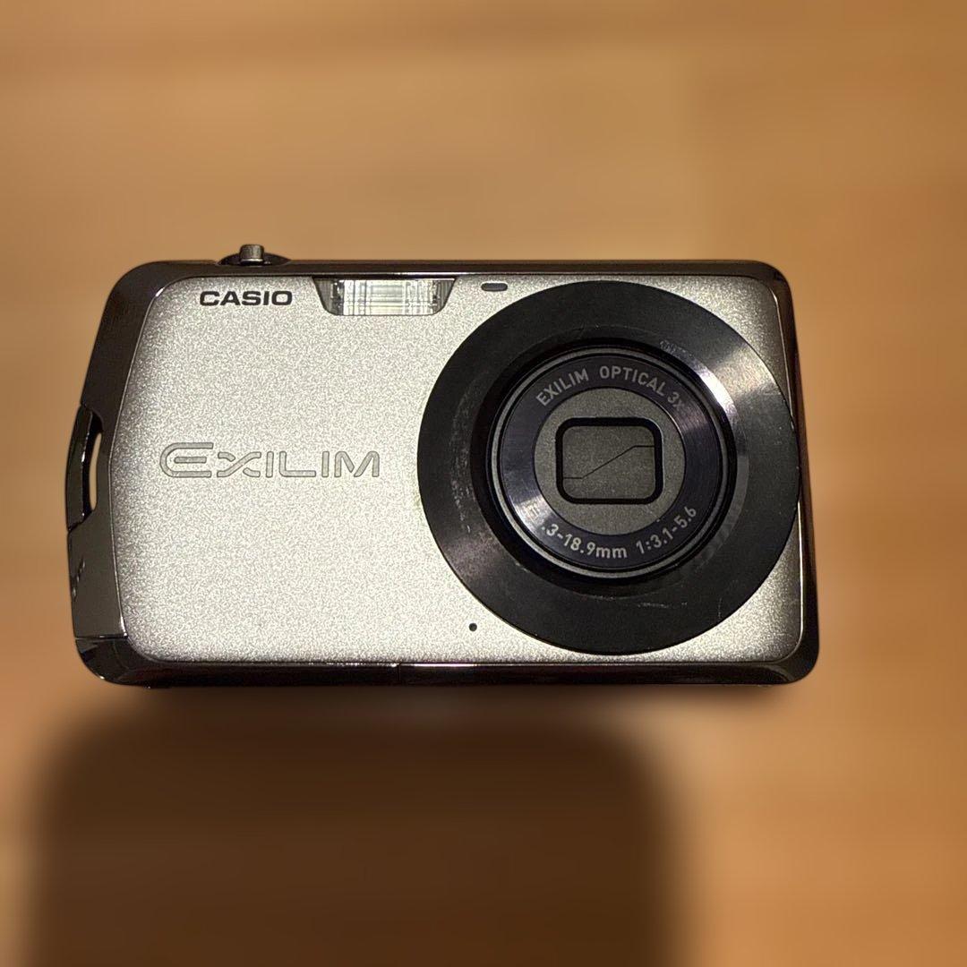 CASIO EXILIM コンパクトデジタルカメラ