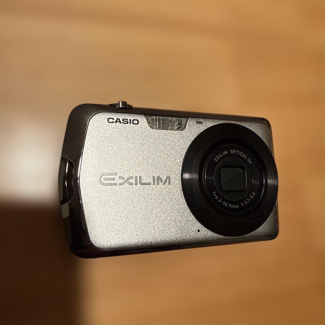 CASIO EXILIM コンパクトデジタルカメラ