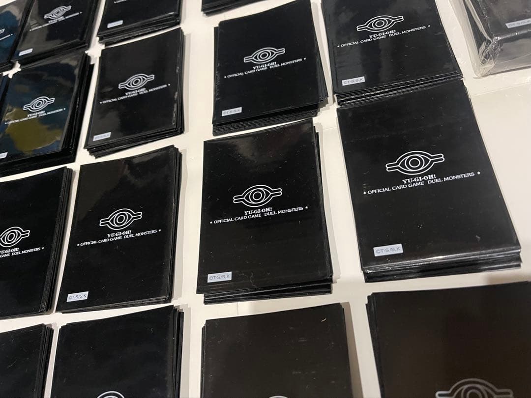 midnightfiend　遊戯王　ウジャト眼　公式初期スリーブ　400枚