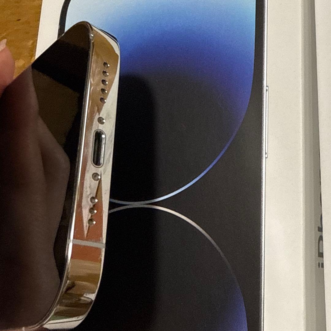 iPhone14pro 128GB シルバー　付属品付き