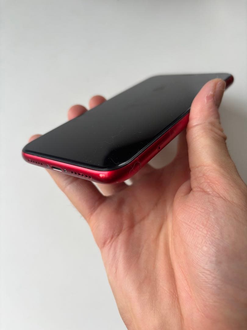 iPhone XR 64GB 赤 simフリー 本体のみ