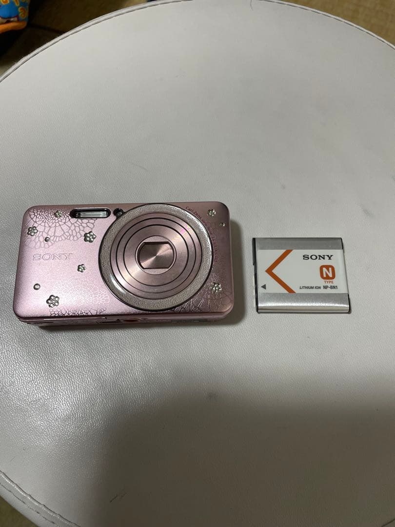 デジタルカメラ SONY cyber shot 16.1MP DSC-W570D