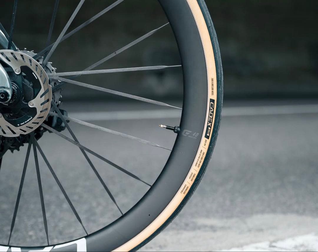 よ*ー様 セール中‼️Jayco プロ支給品　Cadex Aero 30c