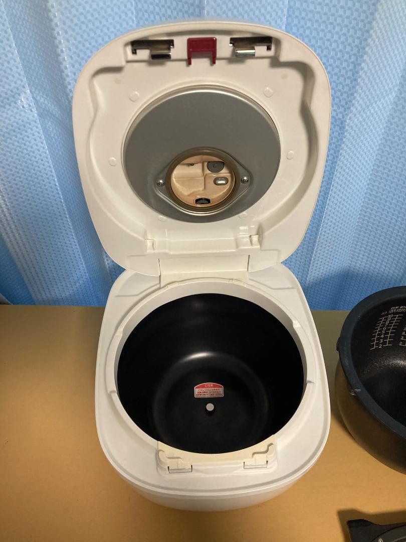 ★美品★ TIGER タイガー 圧力炊飯器 ジャーJPC-B181★10合炊き