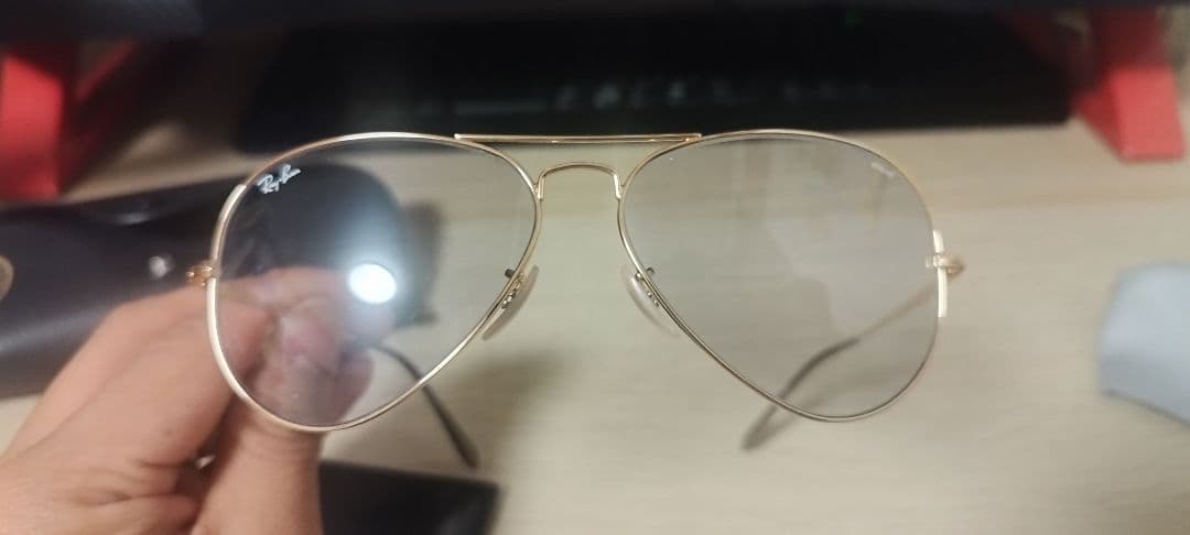 小物 RayBan RB3689 001/13 EVOLVE