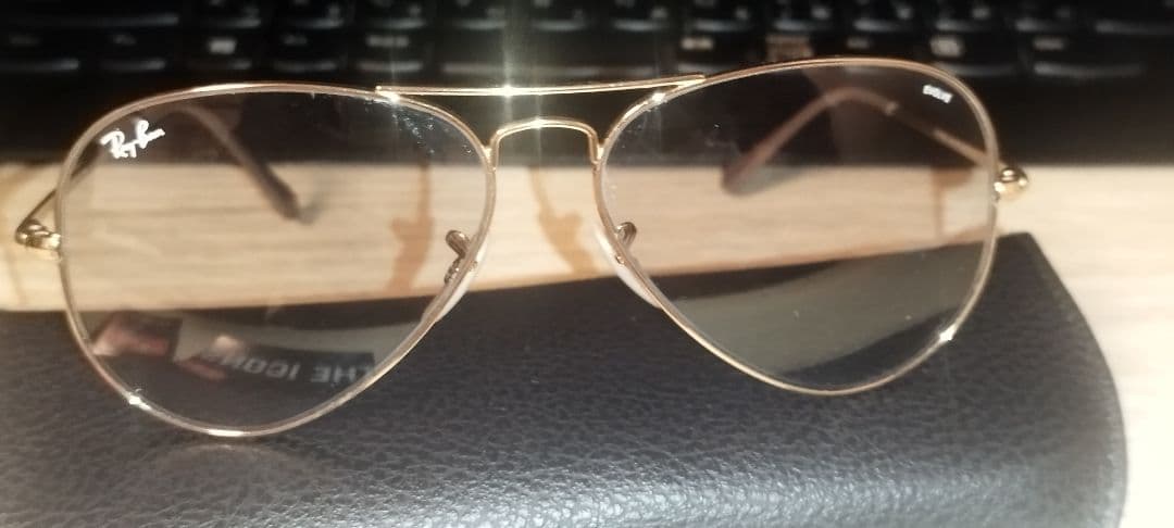 小物 RayBan RB3689 001/13 EVOLVE