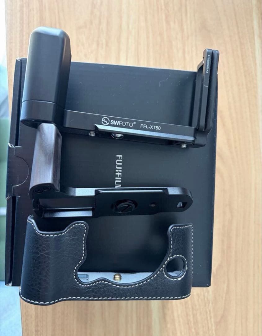 [新品同様] FUJIFILM XT50 + おまけ多数付き