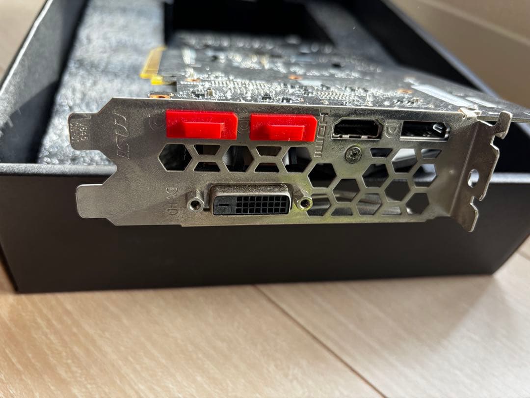 グラフィックボード・グラボ・ビデオカード MSI GeForce GTX 1060 ARMOR 6GB OC