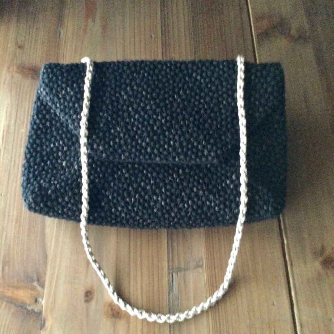 花珠 黒の編物 クラッチバッグ