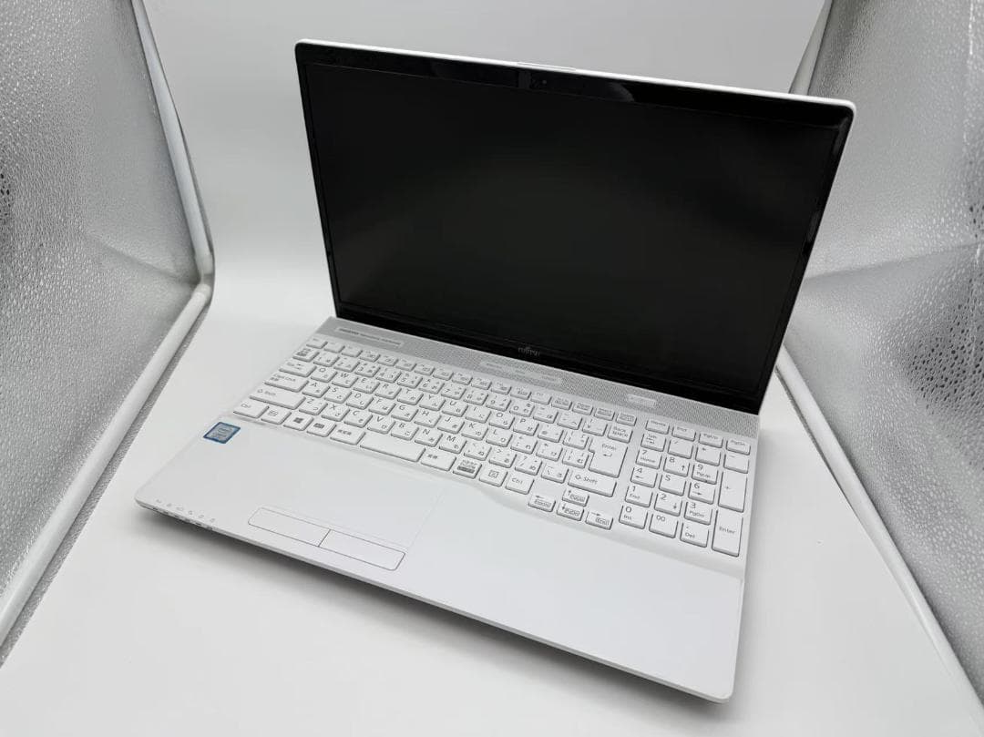 富士通 第8世代i5 8GB SSD+HDD Office付き