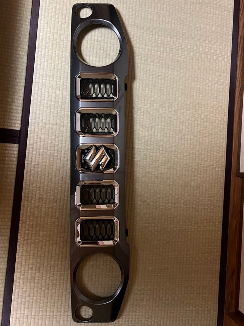 純正メッキグリル ノマド新車外し JC74