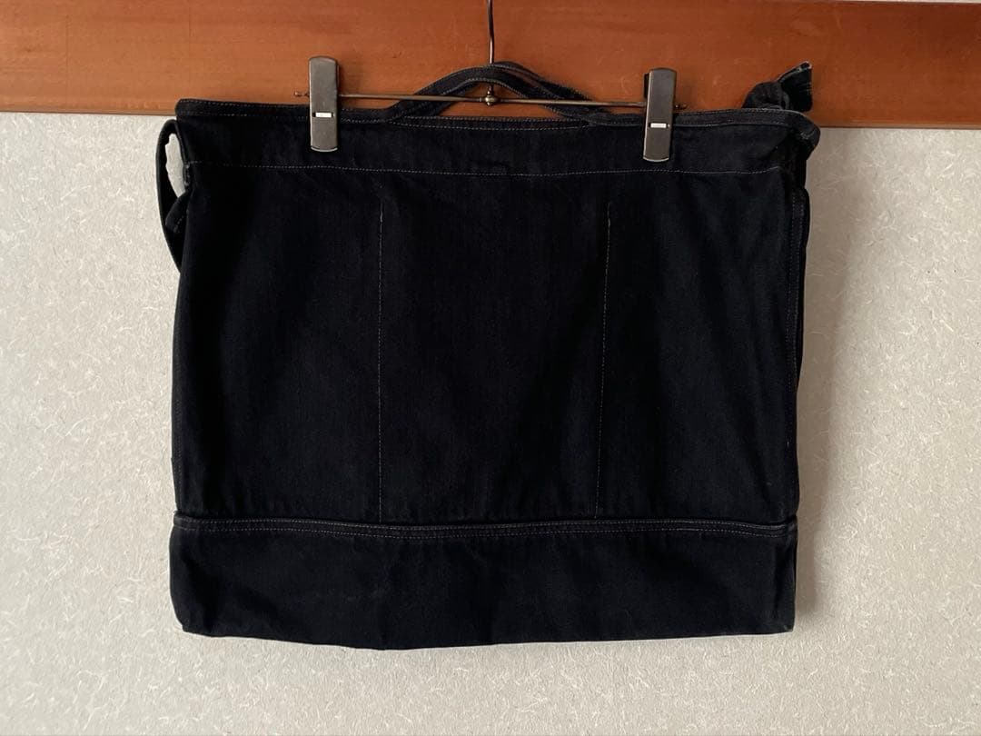 バッグ TRAART / Bite Series Medium Tote Bag