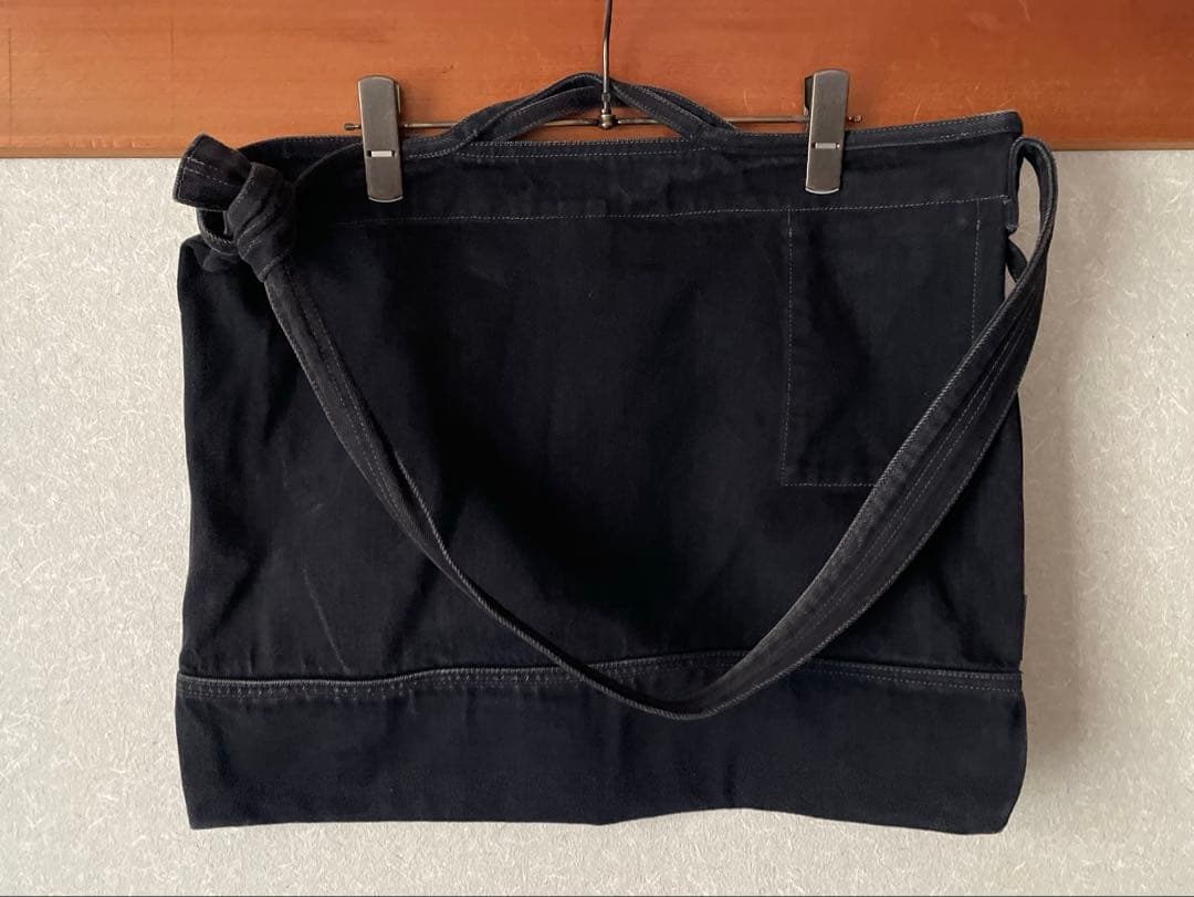 バッグ TRAART / Bite Series Medium Tote Bag