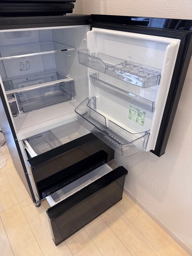 【美品】Aqua AQR-SV24H 冷蔵庫