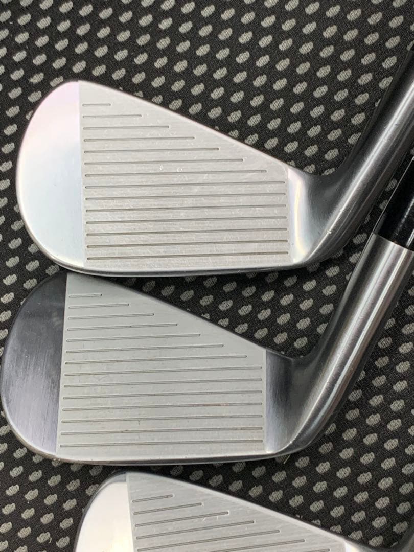 SRIXON Z585 アイアン　MODUS3TOUR105S 5〜P 中古品