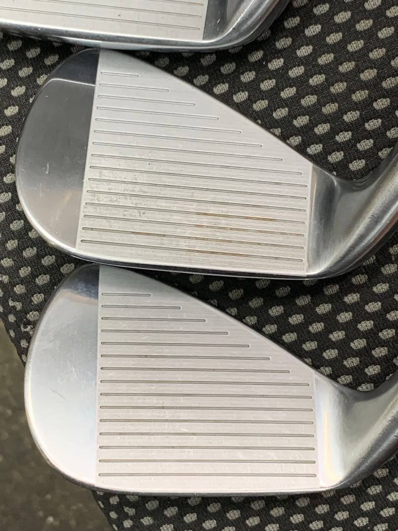 SRIXON Z585 アイアン　MODUS3TOUR105S 5〜P 中古品