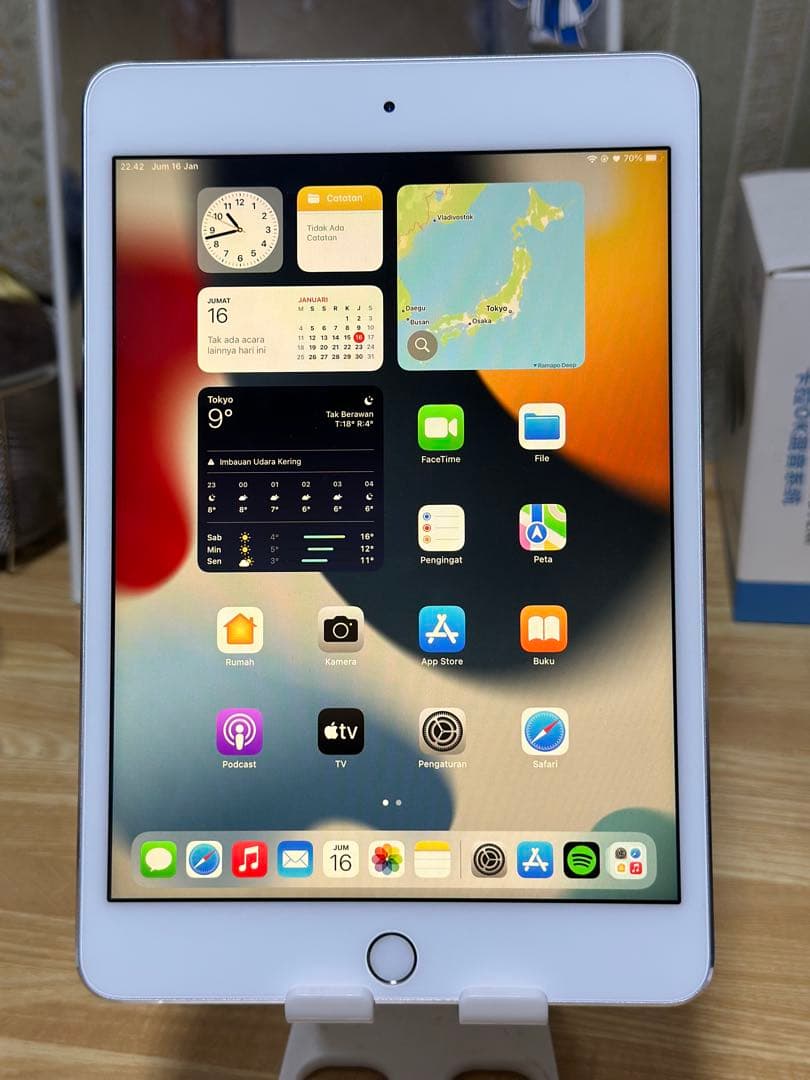 Apple iPad mini 4 128GB ホワイト Wi-Fi
