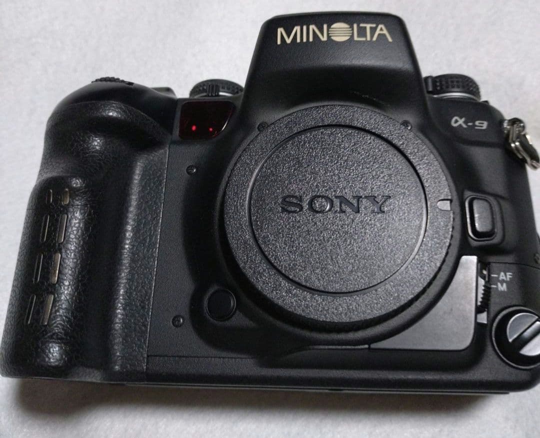 MINOLTA α9